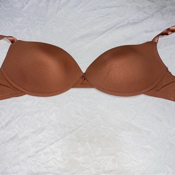 Daisy Fuentes Wireless 38D Soft Cup Bra Brown Nude Comfortable Lounge Ribbed - Picture 8 of 10